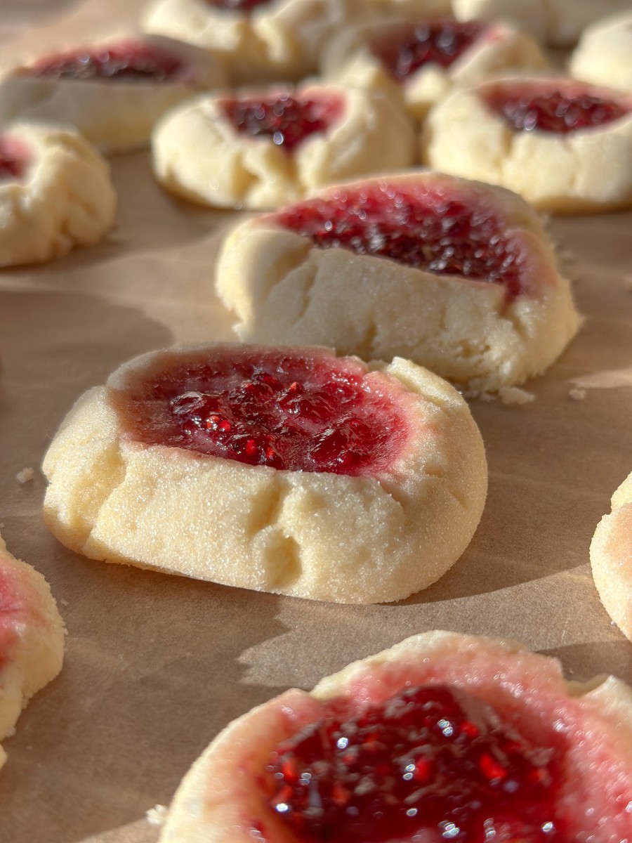 LEMON BALM TEA THUMBPRINT COOKIES