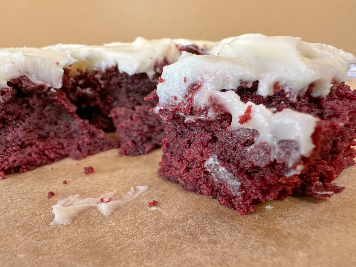 RED VELVET COFFEE BROWNIES