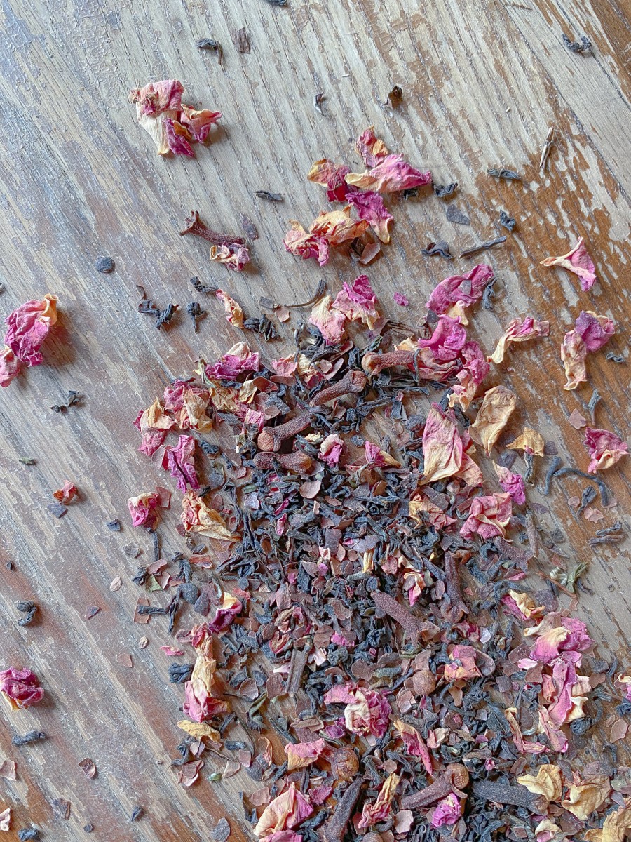 SUNDAY SIPPINGS: BLACK CHOCOLATE