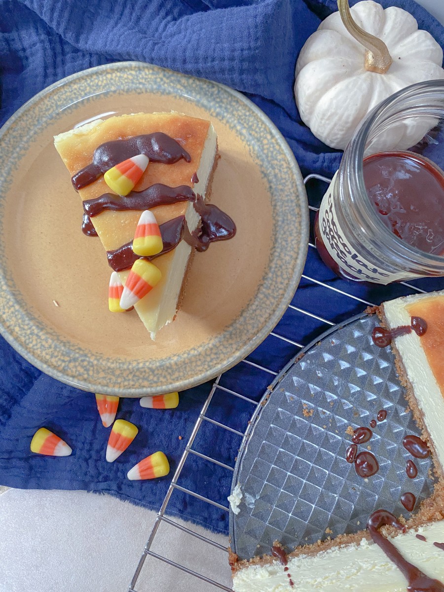 CHEESECAKE WITH COFFEE GANACHE