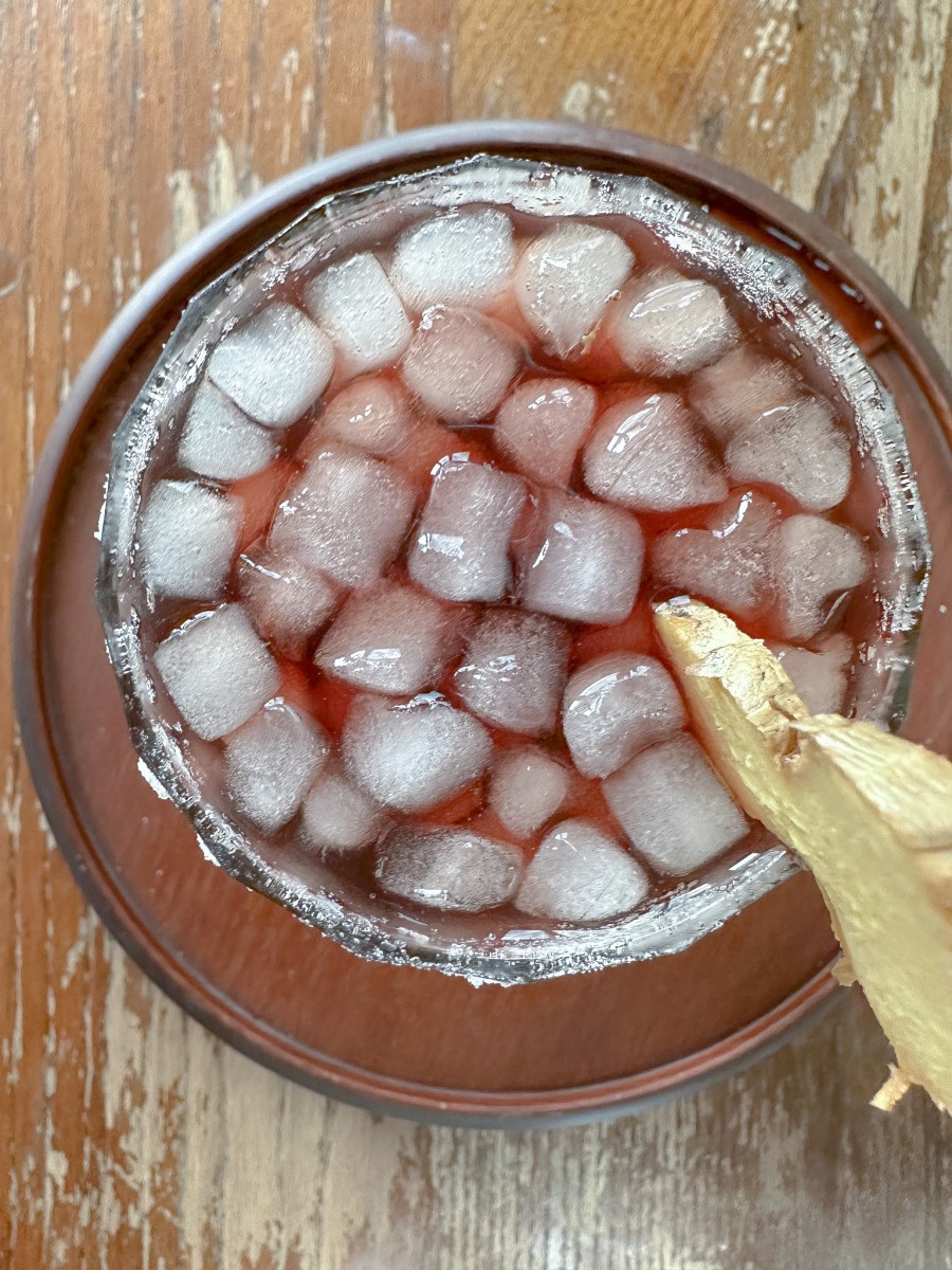 ELDERBERRY SYRUP MOCKTAIL