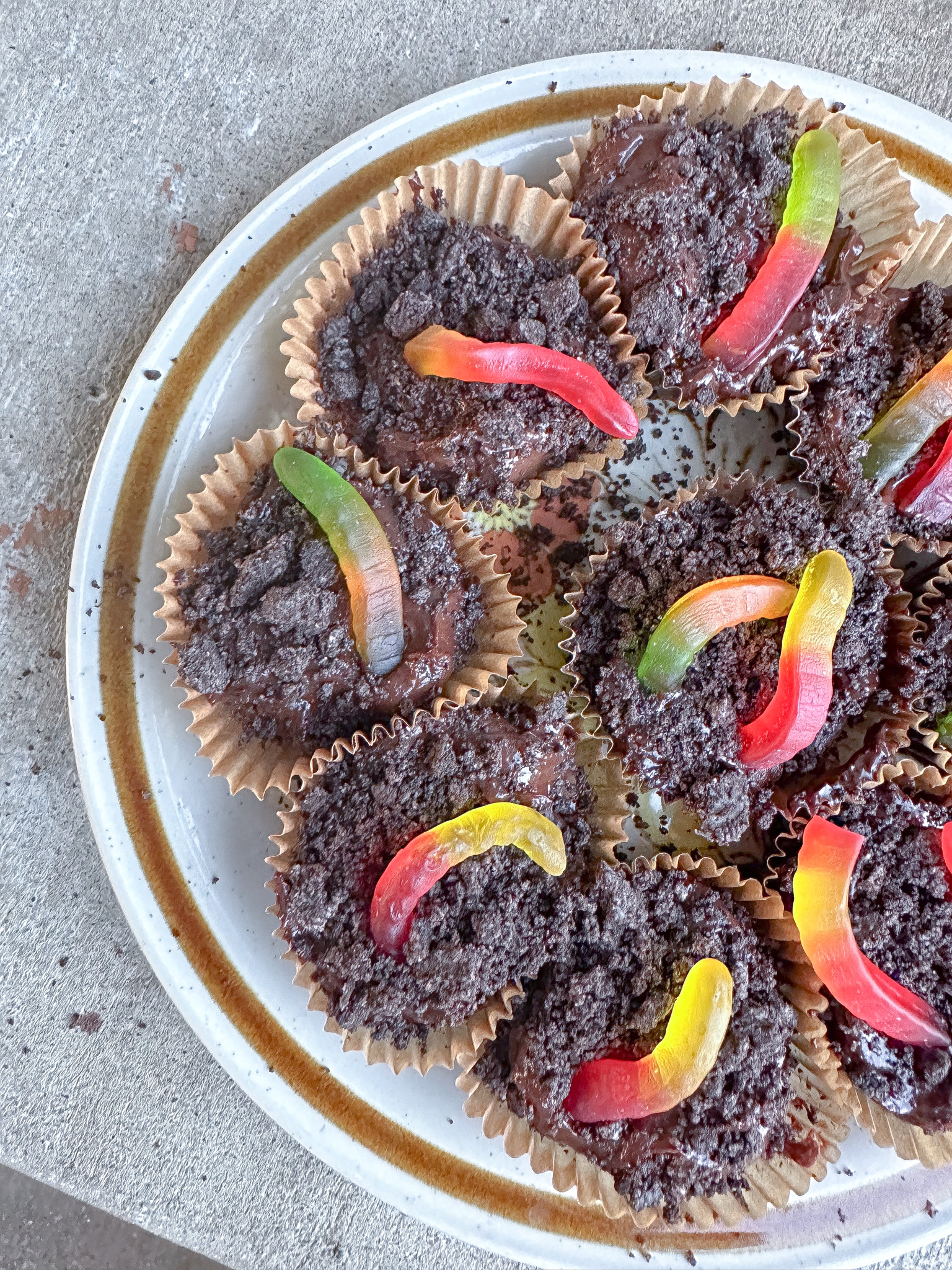 BROWNIE DIRT PUDDING CUPS